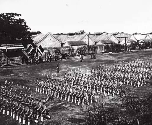 功高震主的袁世凯,为何在被罢官之后,依然可以掌控局势