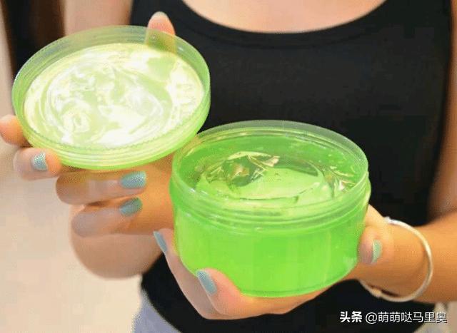 为什么有人用了芦荟胶会爆痘,为什么擦芦荟胶反而长痘