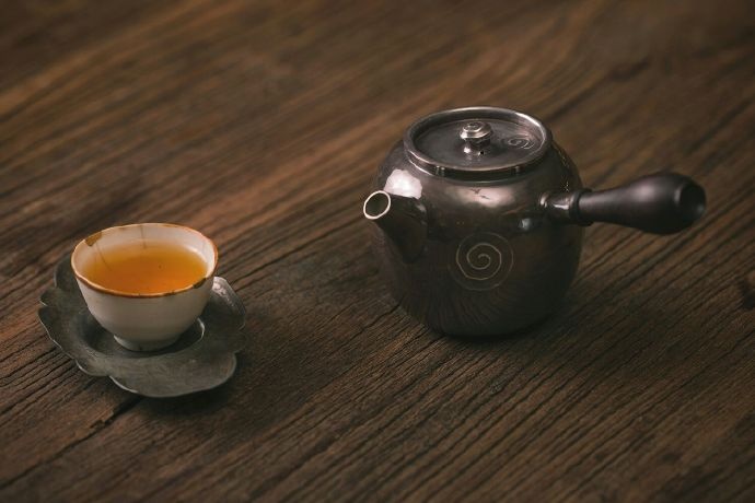 为何手工银壶越来越受追捧,最近为什么卖银饰品的很多