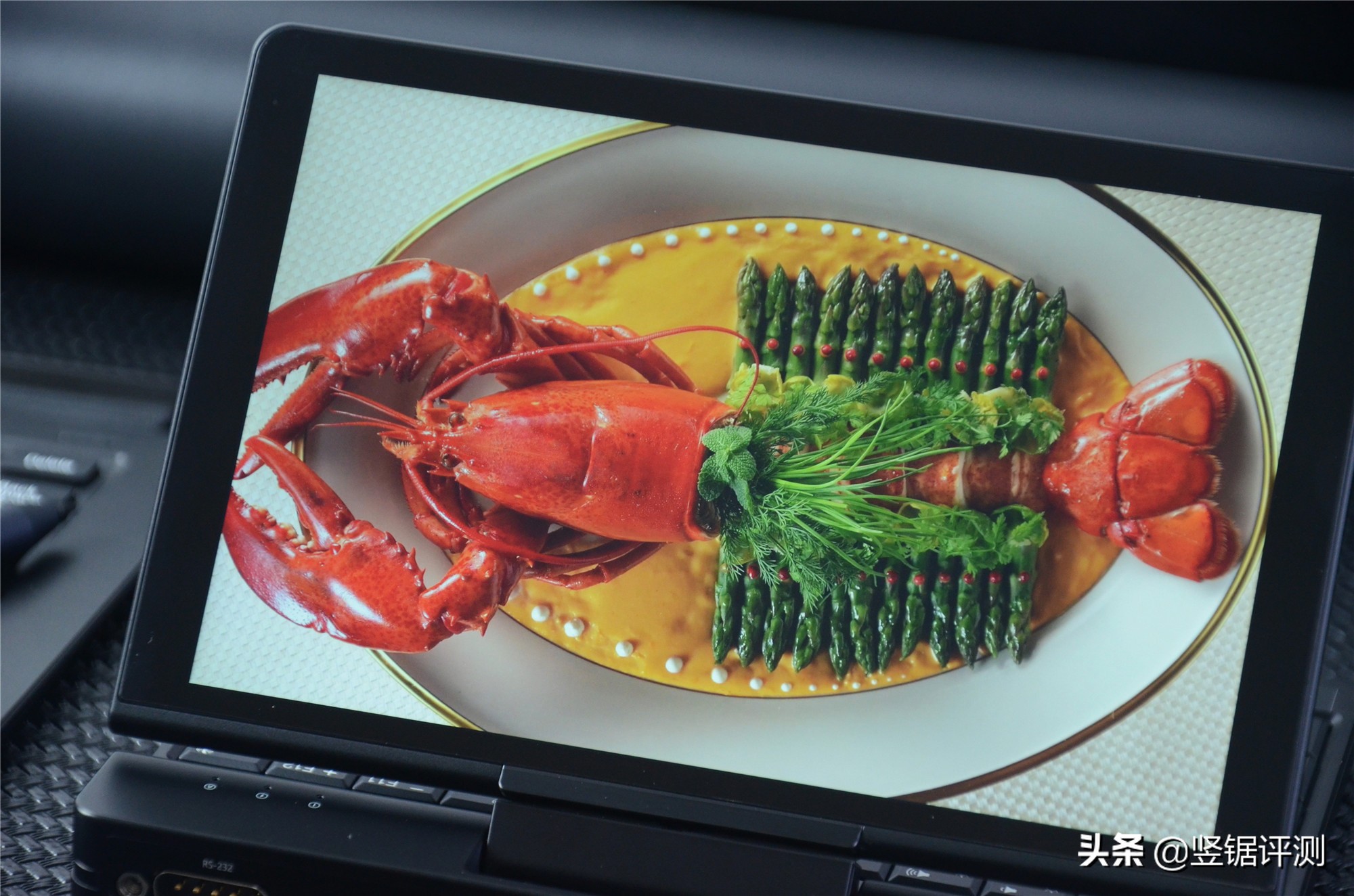 屏幕支持旋转！壹号本“工程师PC”迷你笔记本评测