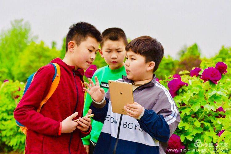 2019年“六一”节，洛阳巴图老师百幅儿童摄影图片