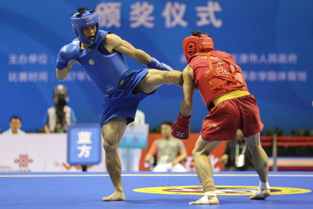 散打和中国功夫哪个厉害,散打拳击有什么不一样