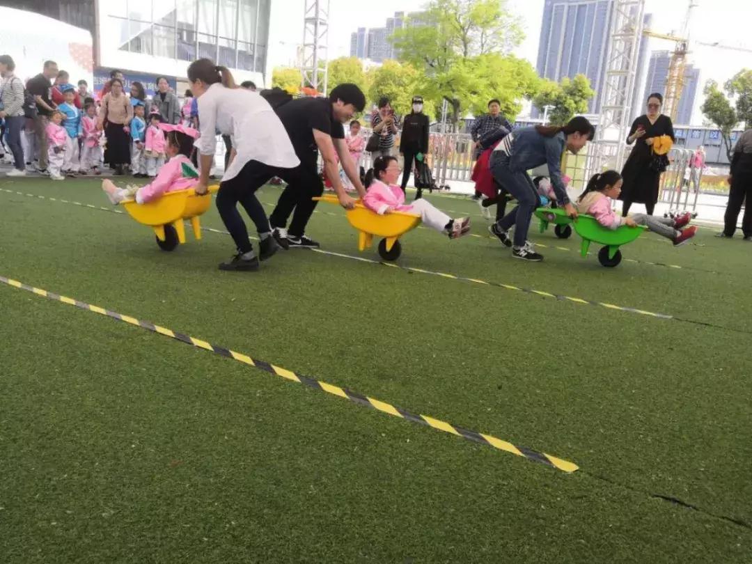 城市生活广场周年狂欢！九重豪礼邀您趣玩！