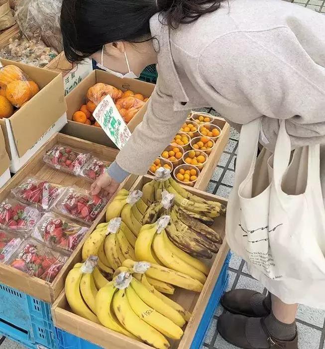 29岁女孩独居图片,29岁独居女孩的视频