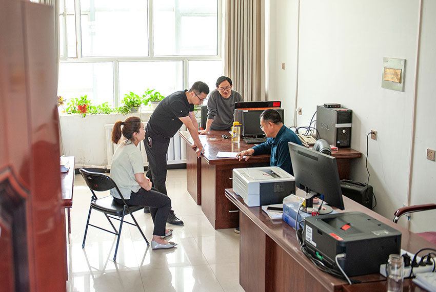 【图说纪事】多收家长的钱是这样追回的