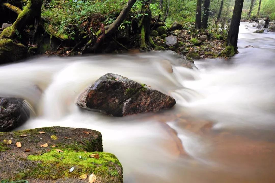 50首经典诗词长江,长江之美的七绝诗