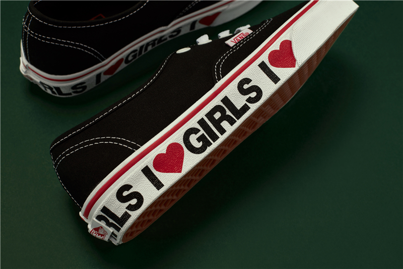 不买就后悔的新品,vans小草莓偏码