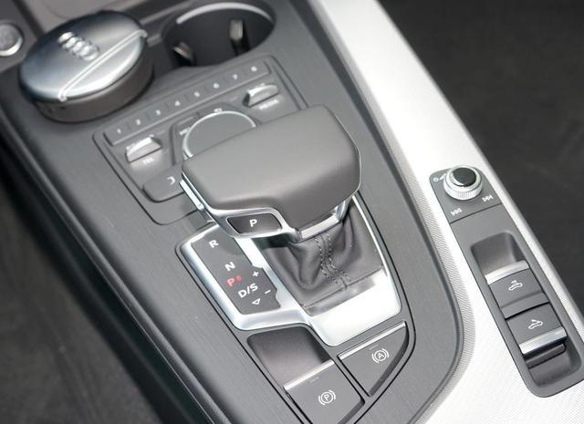 奥迪a5提车体验,2022款奥迪a540quattro豪华型