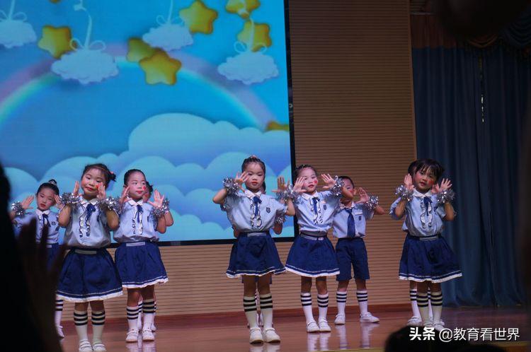 童心向党放飞梦想幼儿园美篇,童心向党幼儿园大班毕业典礼方案