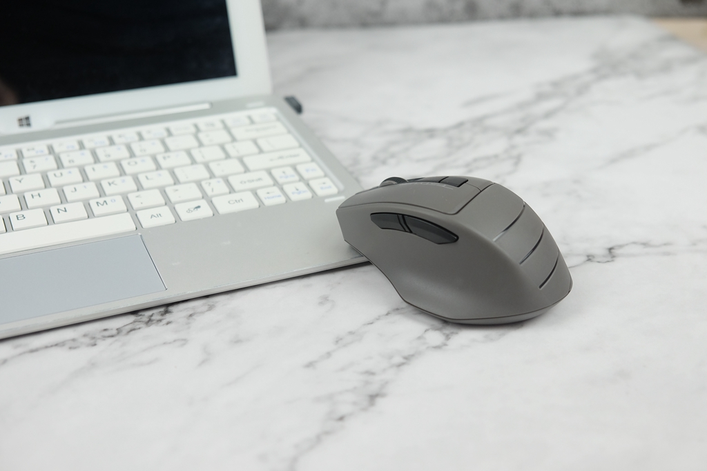 双飞燕g3-220n无线鼠标怎么样,双飞燕FG12鼠标怎么样