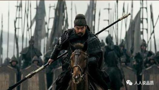 钥匙插不进锁又拔不出来,钥匙插锁孔很难拔