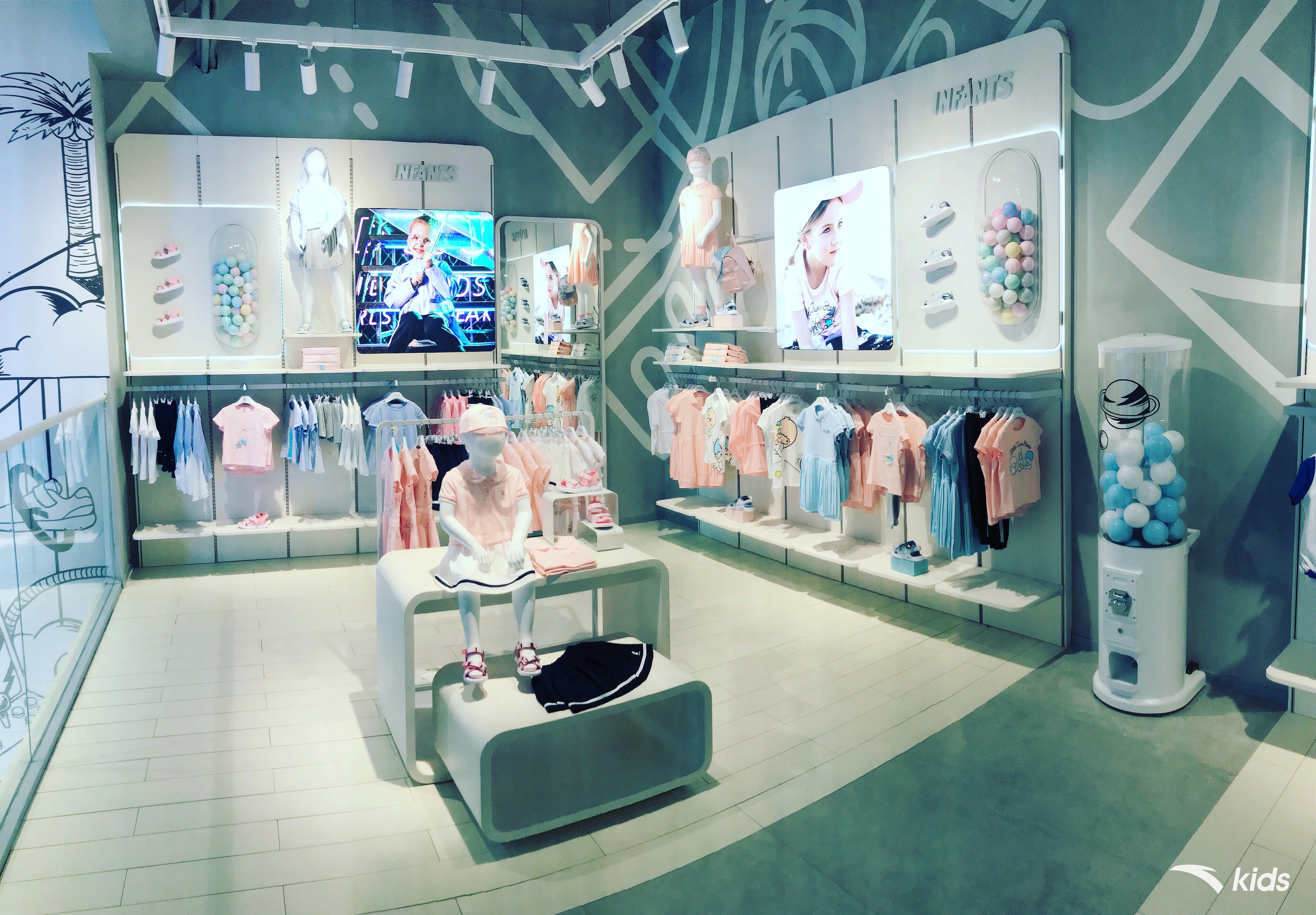 带娃打卡这家高颜值高人气童装店,做宜宾最潮的仔!