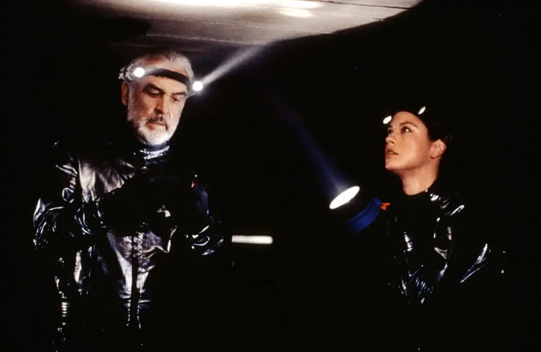 凯瑟琳泽塔琼斯偷天陷阱红外线,凯瑟琳泽塔琼斯偷天陷阱剧照