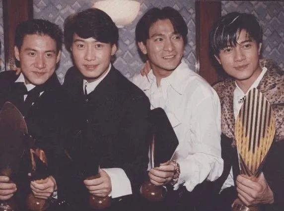 香港宝丽金经典歌曲回顾,香港宝丽金怀旧粤语经典音乐嗨碟