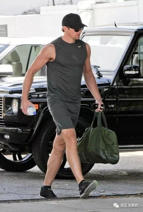 型男健身装备不能糙，看完这篇就知道为什么了