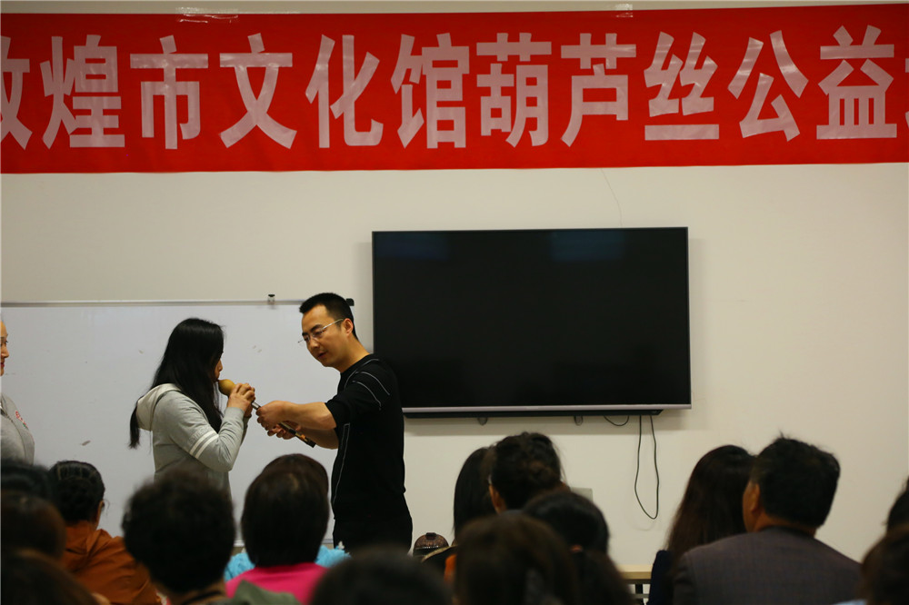 刘亮葫芦丝,葫芦丝刘亮老师