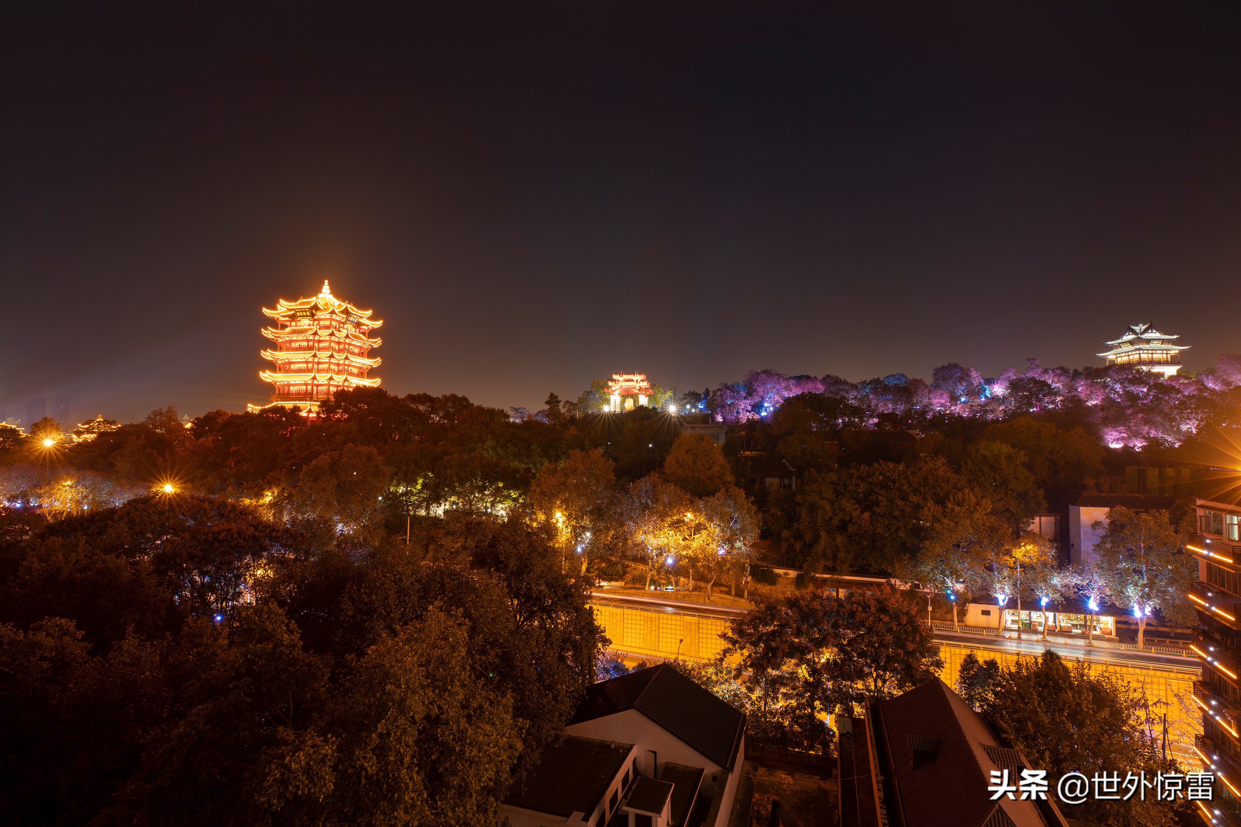武汉黄鹤楼夜景灯光秀,武汉黄鹤楼摄影攻略