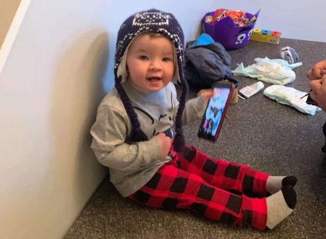 小朋友翻箱倒柜是正常的吗,8个月宝宝翻箱倒柜要阻止吗