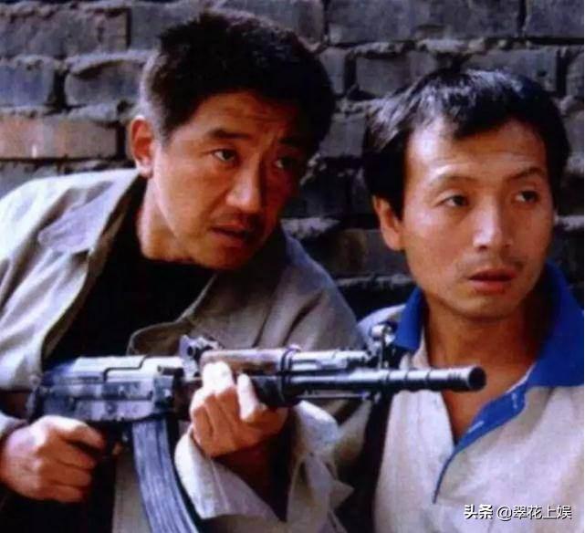 丁勇岱70年代作品,丁勇岱当过兵吗