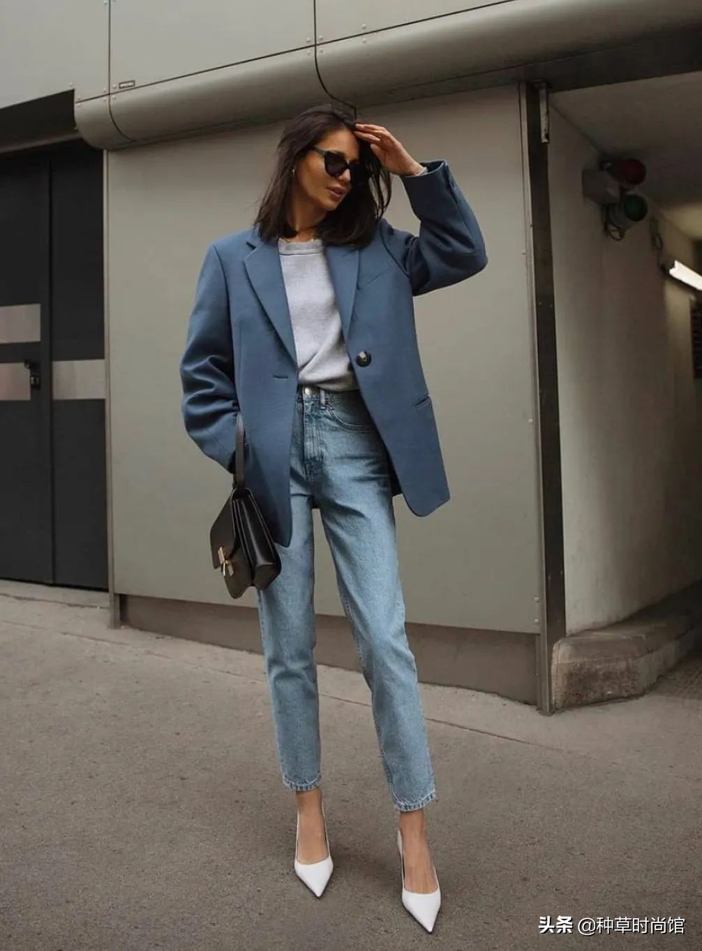 短款驼色和哪三个颜色最搭,今冬穿驼色这6种颜色美爆了