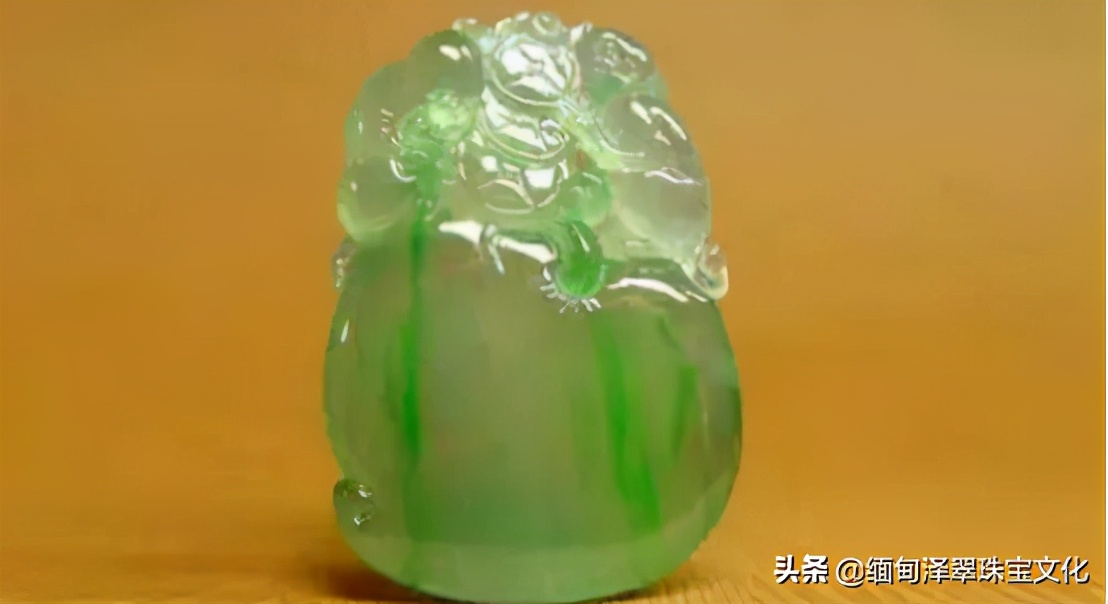 翡翠颜色的细节分类详解,翡翠帝王绿玉髓图片大全