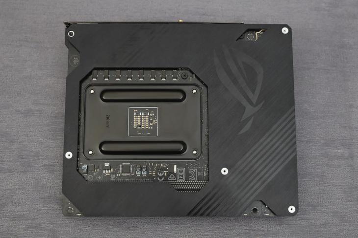 华硕rogx570-e2测评,华硕x570extreme