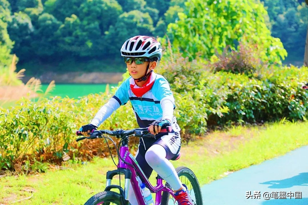 小小画家|用画笔记录自然！国际儿童画展梁梦哲专辑