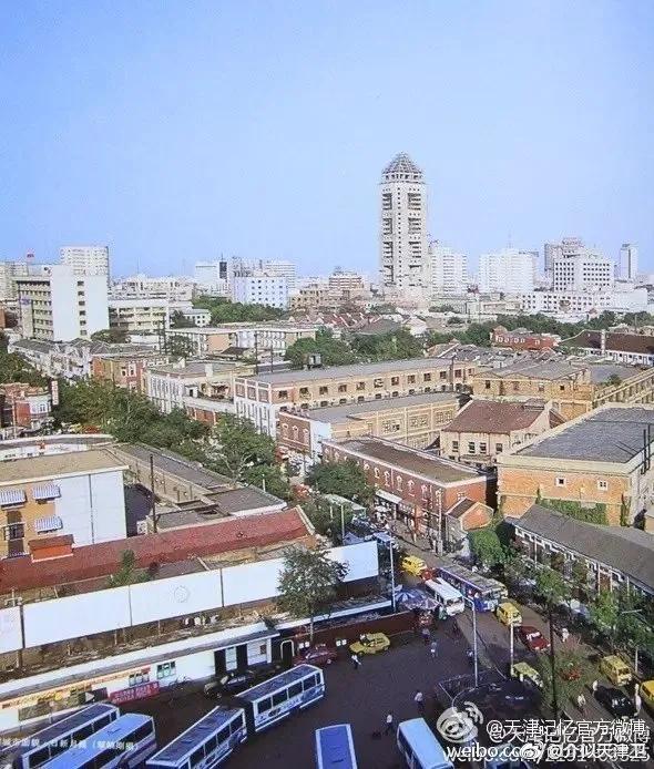 九十年代天津老照片图文,老照片1980年的天津街景