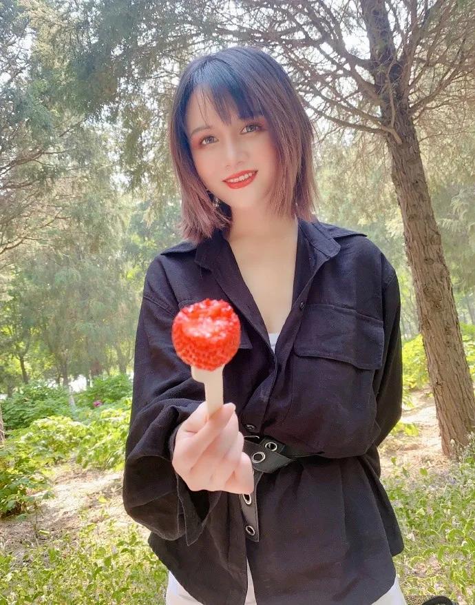 95后美女CEO，自诩天选之子万里挑一，为什么这么多人讨厌杨乐多