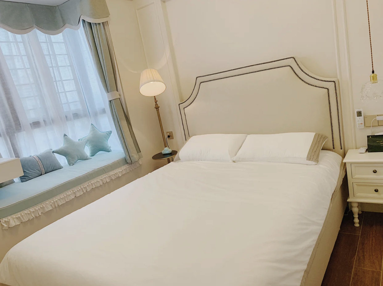 卫生间太小放不了卫浴柜,卫生间太小放不下浴缸