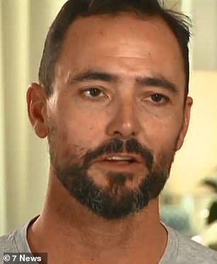 美国男子摔倒,美国男子摔倒昏迷