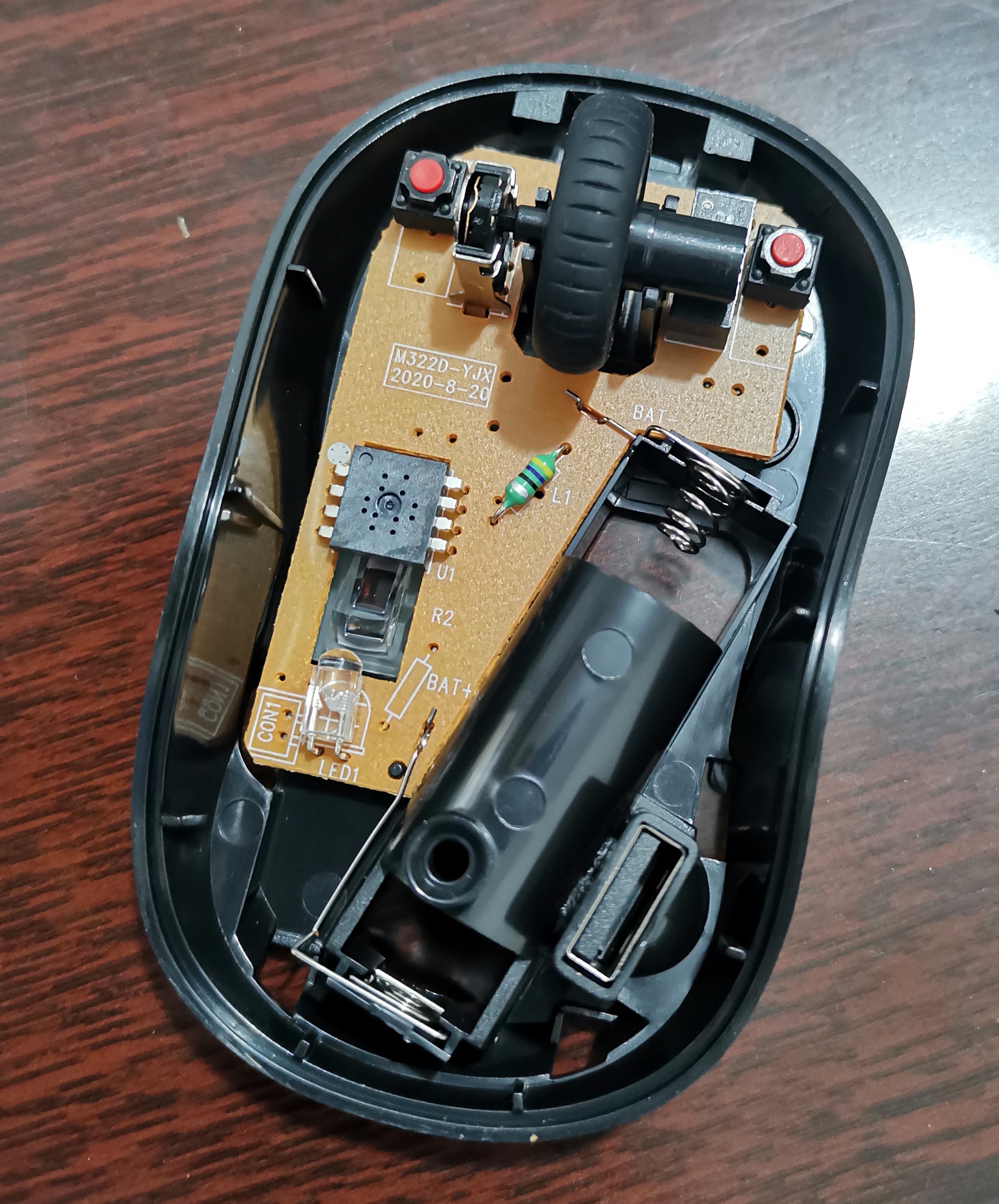 拼多多买到仿冒鞋百分百退款,拼多多有人卖杂牌机如何举报