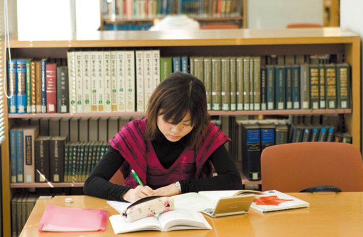 日本庆应义塾大学在哪个城市,日本庆应义塾大学有多厉害