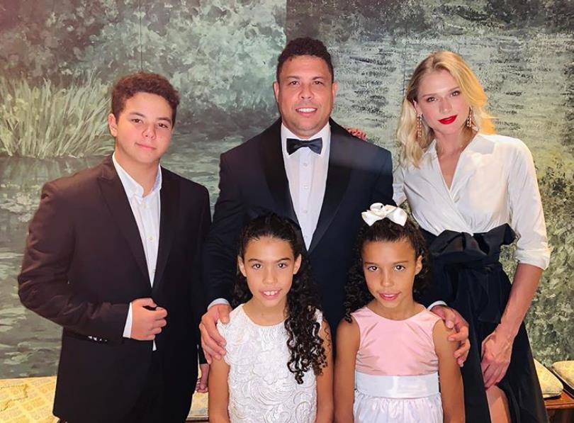 罗纳尔多退休后变胖,罗纳尔多颜值变化