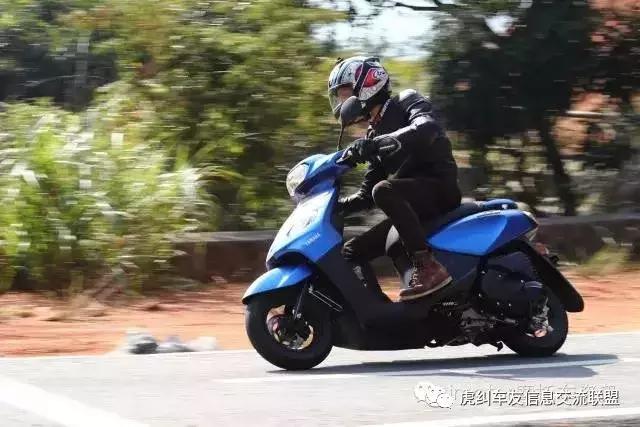 雅马哈巧格i125玩车,城市代步摩托车巧格