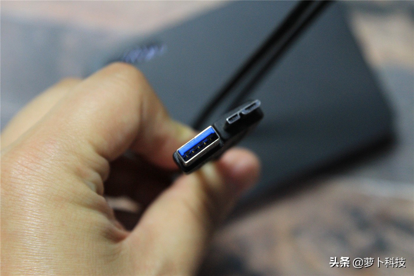 东芝移动硬盘a3和slim哪个好,东芝a3移动硬盘为啥那么便宜