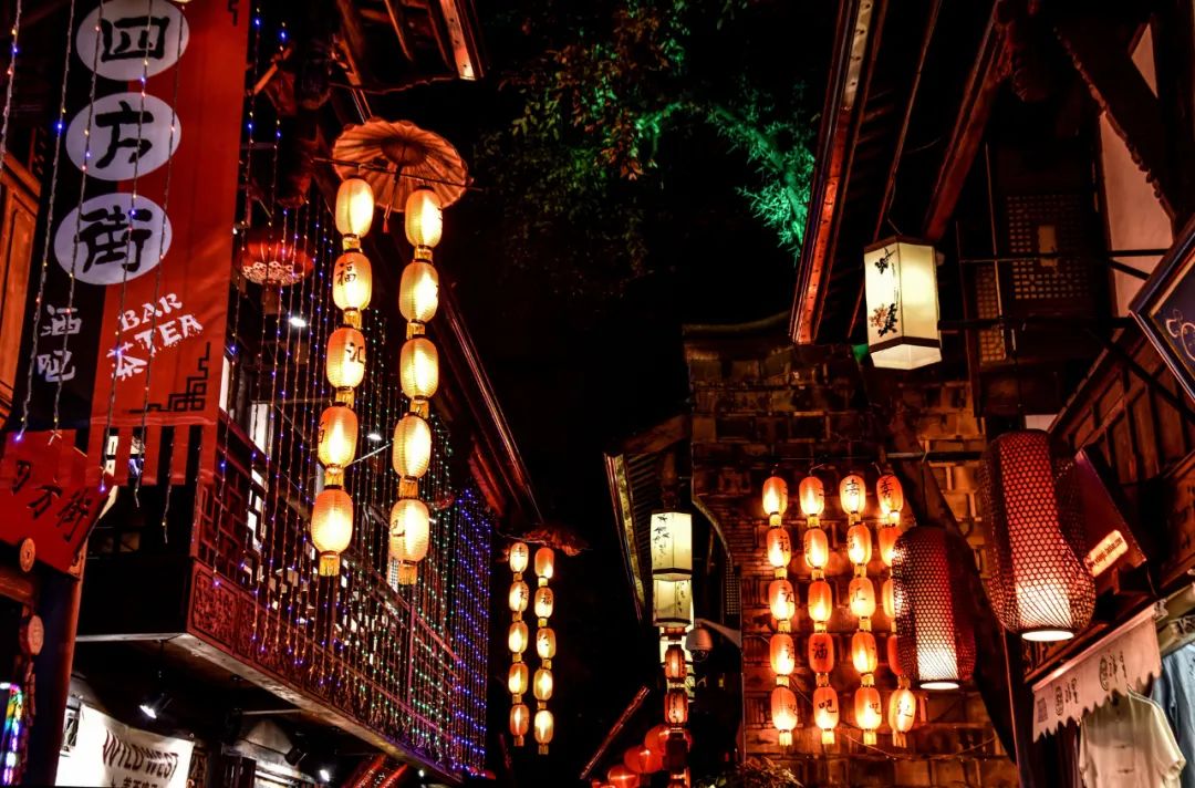 现在的锦里古街,锦里古街有意思吗