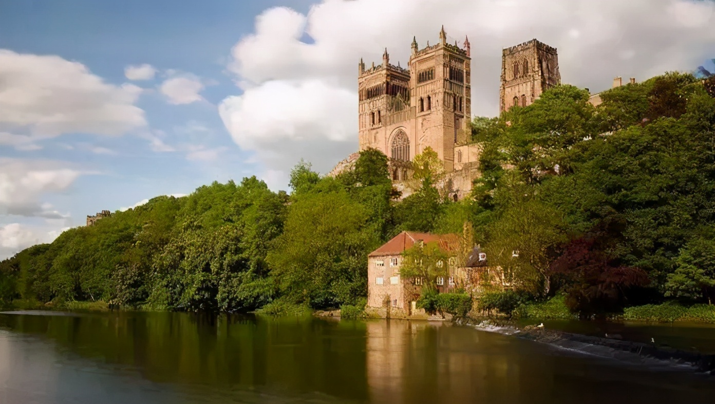 杜伦大学留学一年费用多少钱,在英国留学是什么体验