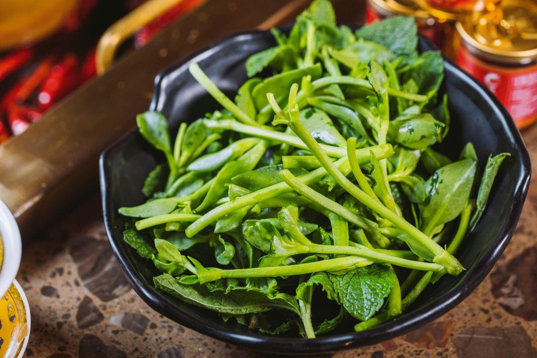 成都牛油火锅网红店,火遍全网的四川成都牛油火锅