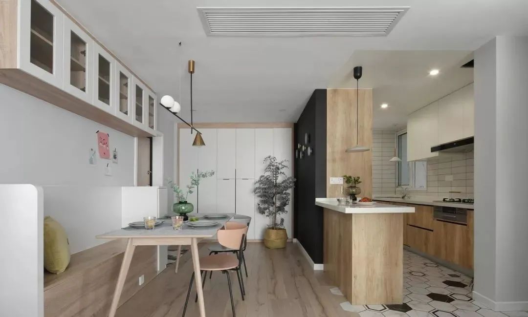 实用的吧台设计,设计感实用性比较强的吧台