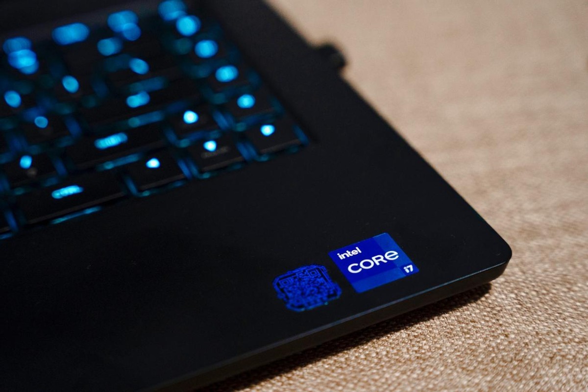 英特尔i7-9750h内存8g,英特尔i7-11700k算高端cpu吗