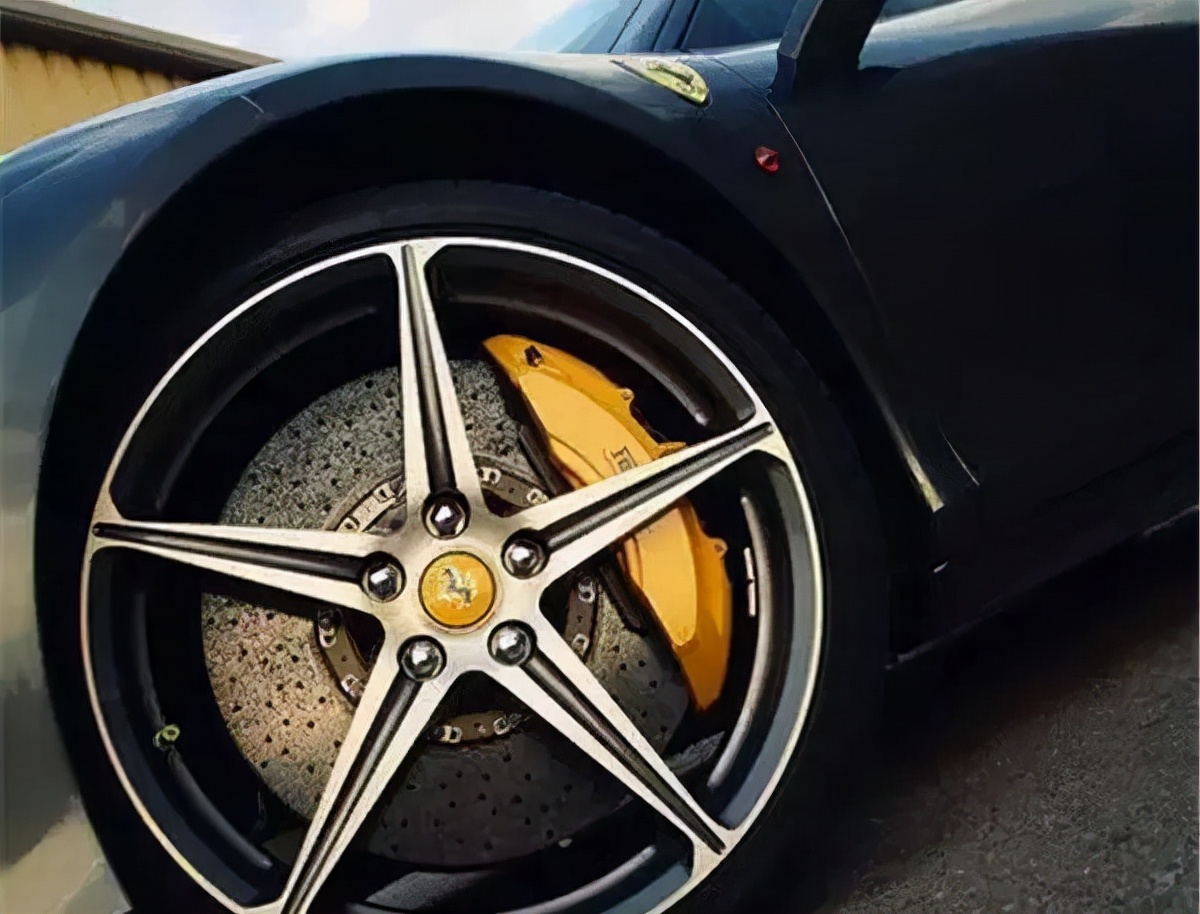 轮毂螺丝弯了有影响吗,轮毂螺丝损坏