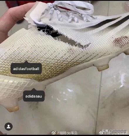 快过光速！阿迪达斯XGhosted+超顶级足球鞋入手