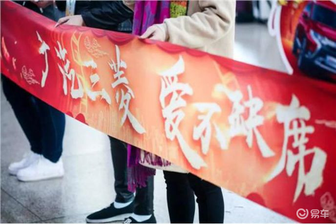 鐖变笉缂哄腑骞挎苯涓夎彵,鐖变笉缂哄腑骞挎苯涓夎彵涓庝綘鍚岃