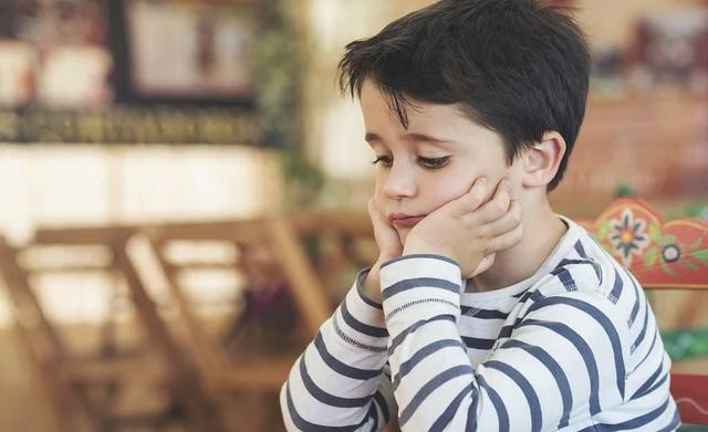 孩子爱钻牛角尖怎么开导,孩子做事太过任性怎么教育