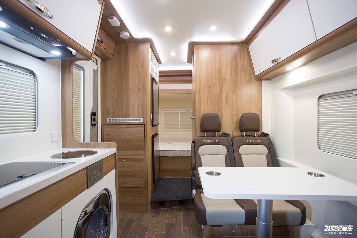 了解上汽大通maxusv90最新动态,上汽大通maxusv902023款2.0t短轴低顶