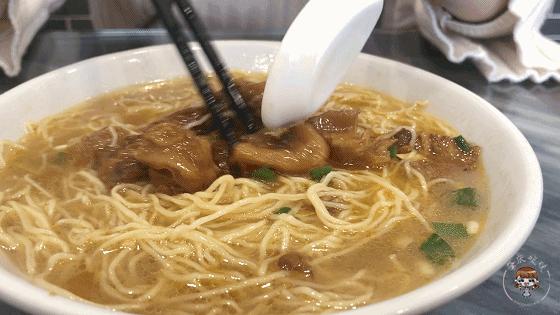 按重启开关才能正常启动,按重启键怎么启动