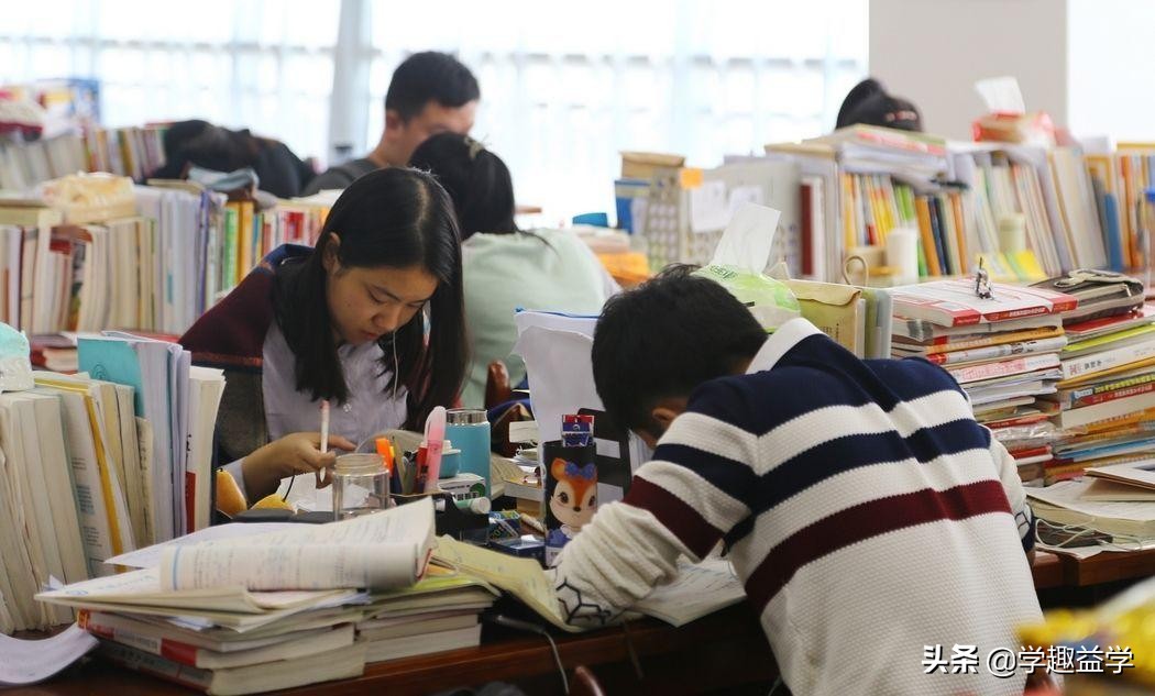 不容易挂科的十大专业,大学最容易挂科的十大专业