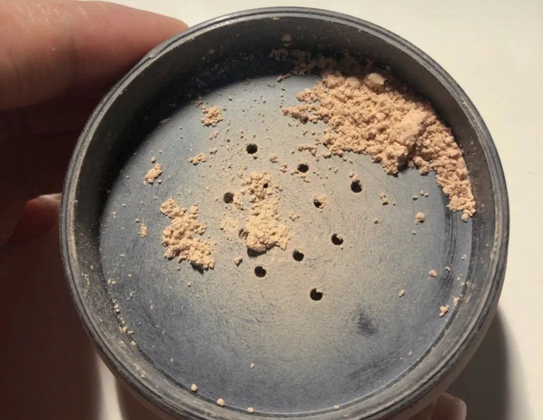 鉴别|NARS散粉真是让人大跌眼镜!像糊了好厚一层粉?