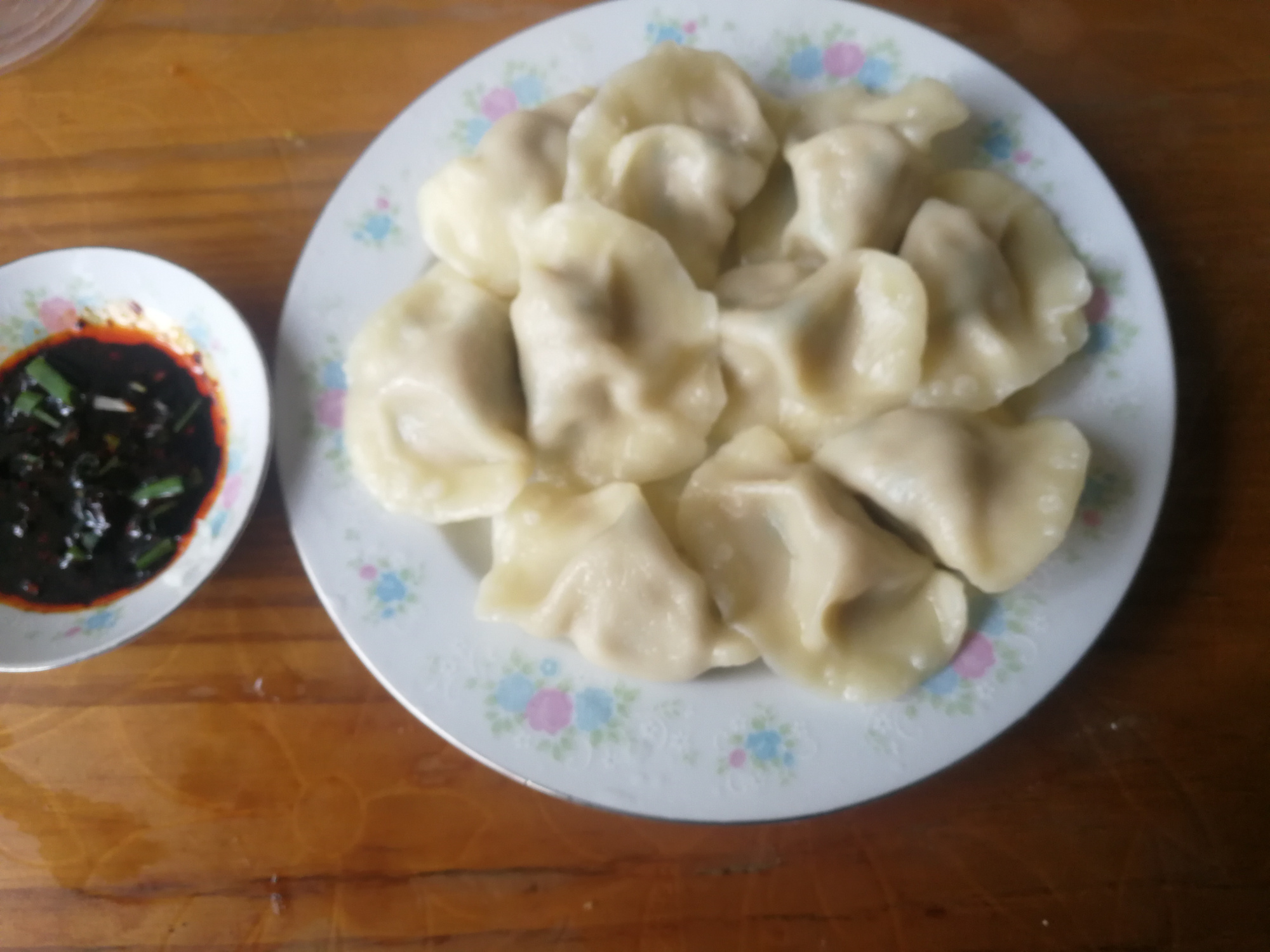 绞肉馅时为什么肉馅不抱团,肉馅怎么才能有汁还抱团